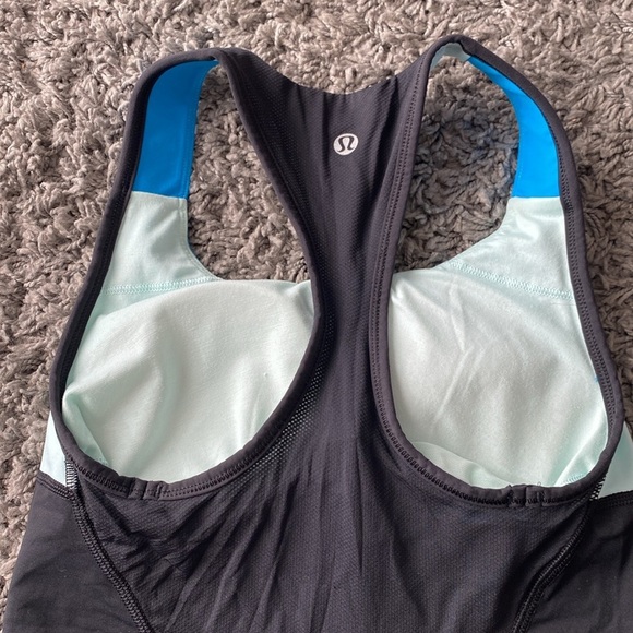 Lululemon Cardio Kick Blue Aqua Black Racerback Tank Top Size 4 - Picture 9 of 16